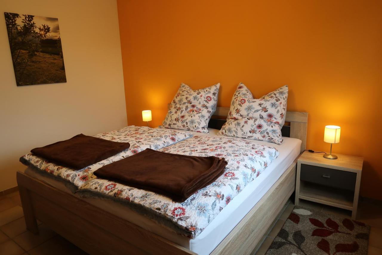 Ferienwohnung Neuborner-Hof Andernach Exteriör bild
